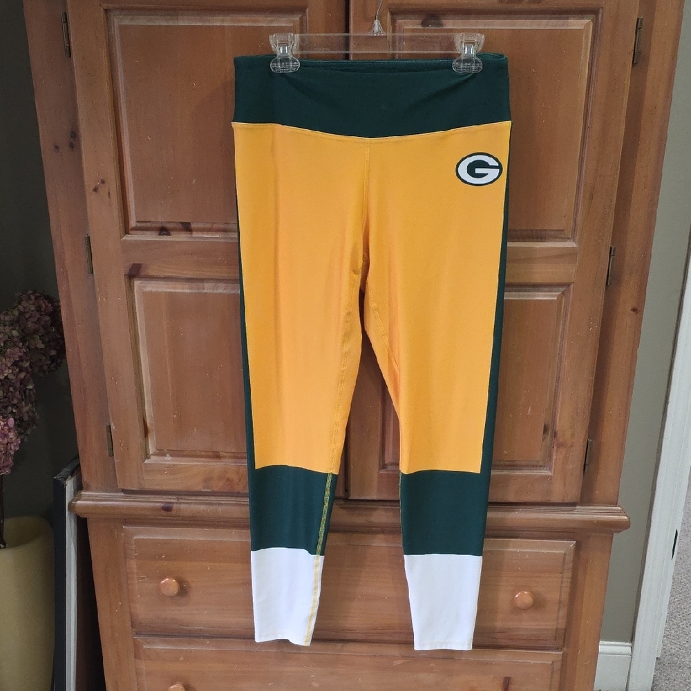 Women's Green and Yellow Leggings
